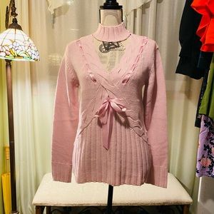 Venus Sweetheart Sweater